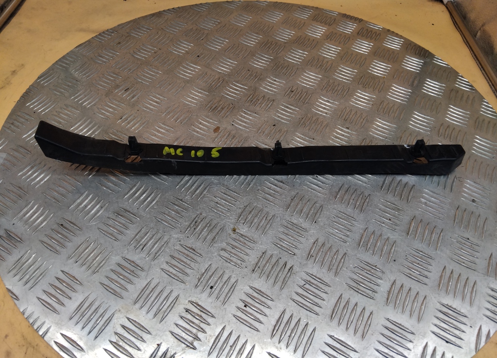 Кронштейн заднего бампера левый