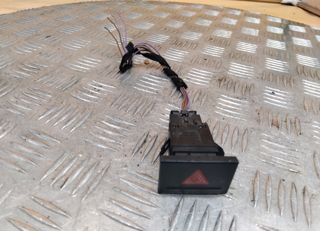 Кнопка аварийной остановки