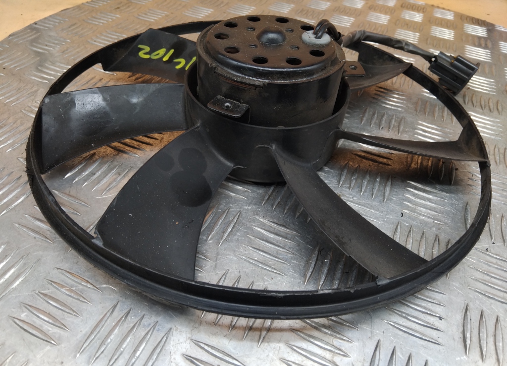 Вентилятор радиатора