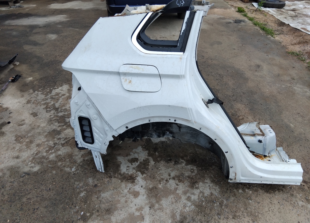 Крыло заднее правое