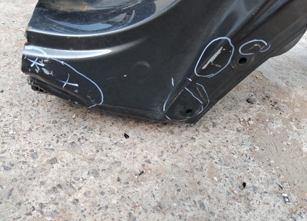 Крыло заднее левое