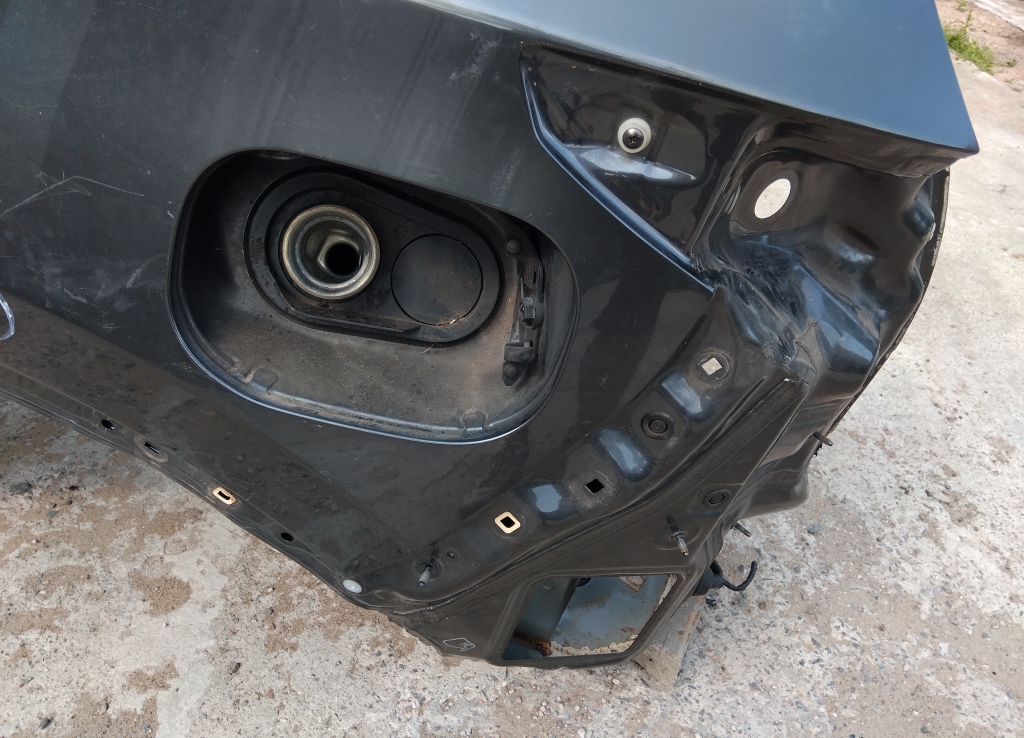 Крыло заднее левое