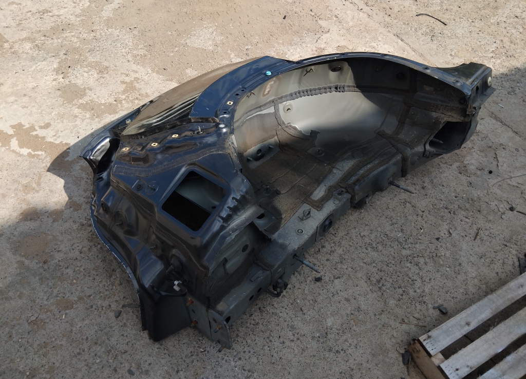 Крыло заднее правое