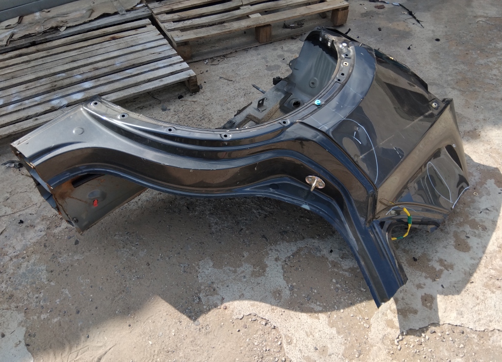 Крыло заднее правое