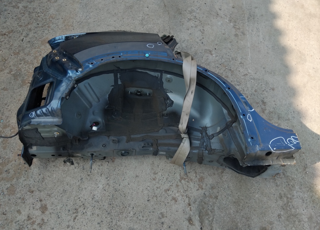 Крыло заднее правое