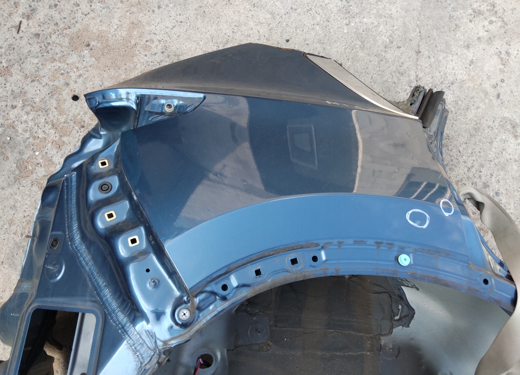 Крыло заднее правое