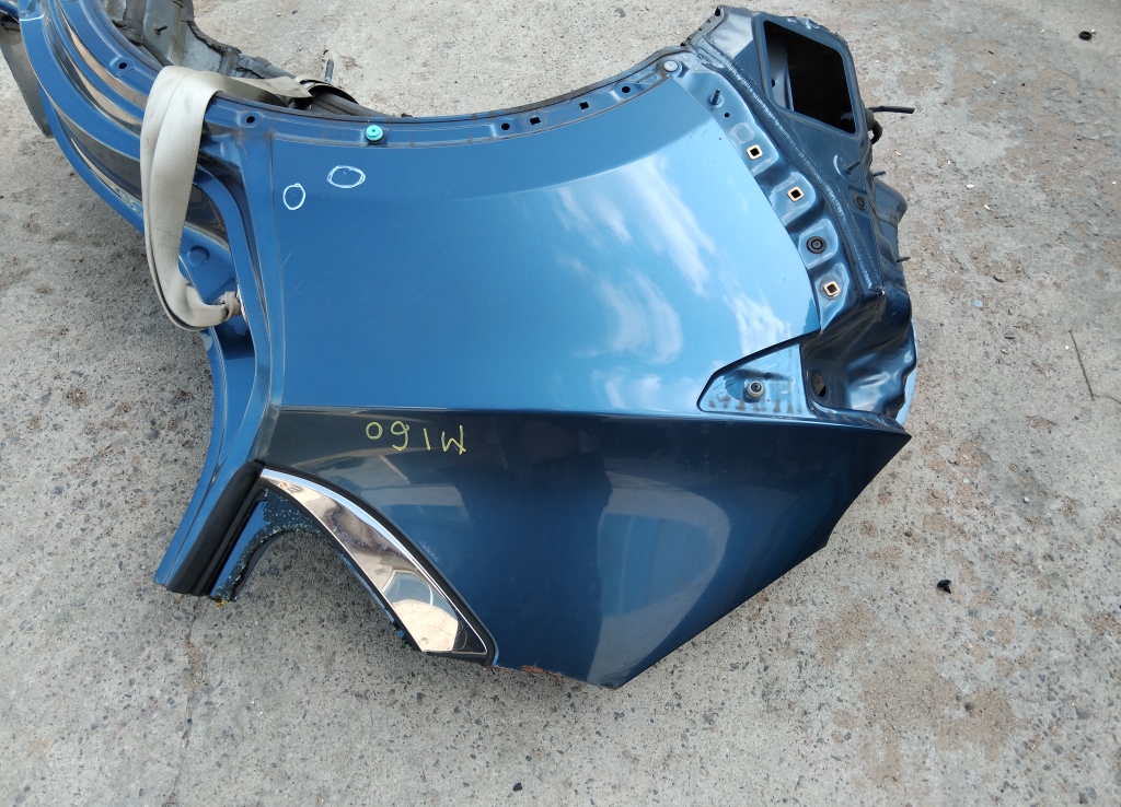 Крыло заднее правое