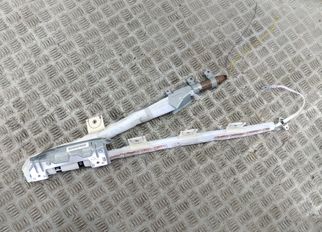 Подушка безопасности боковая (шторка)