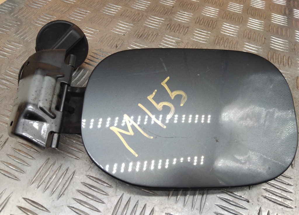 Лючек бензобака