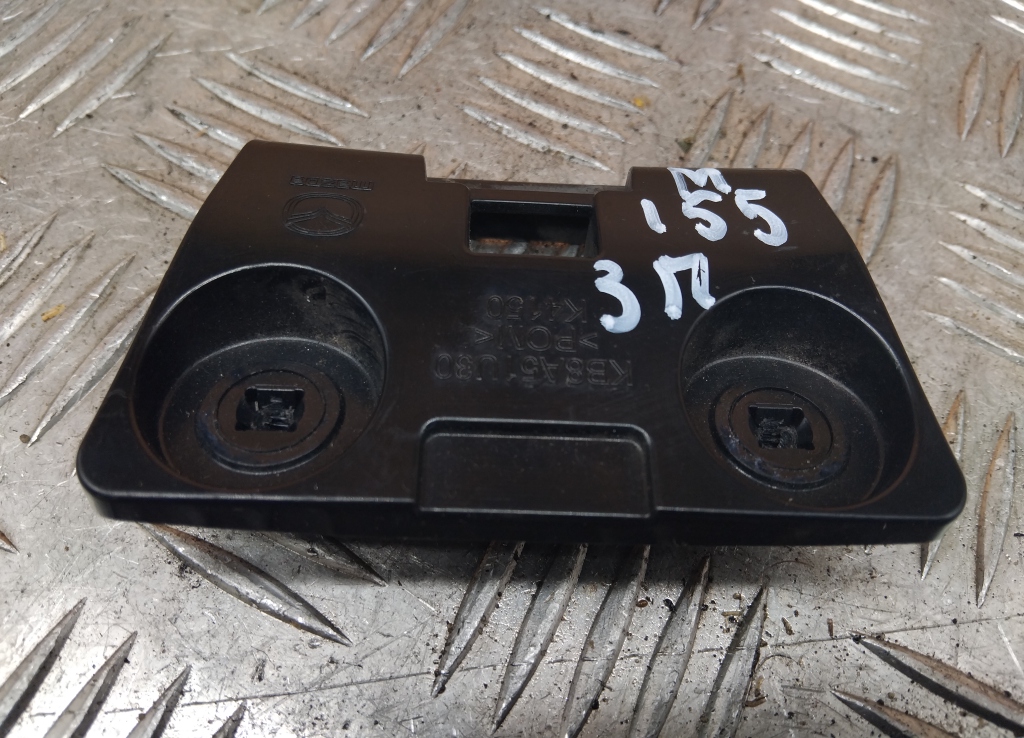 Кронштейн заднего бампера правый