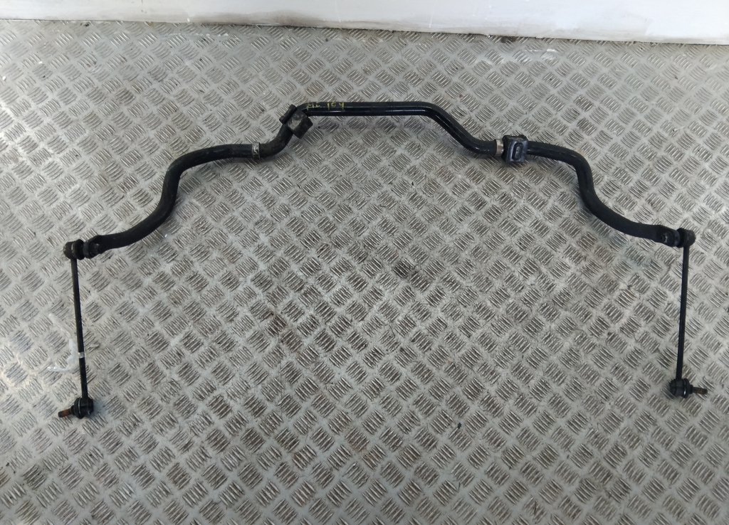 Стабилизатор передний