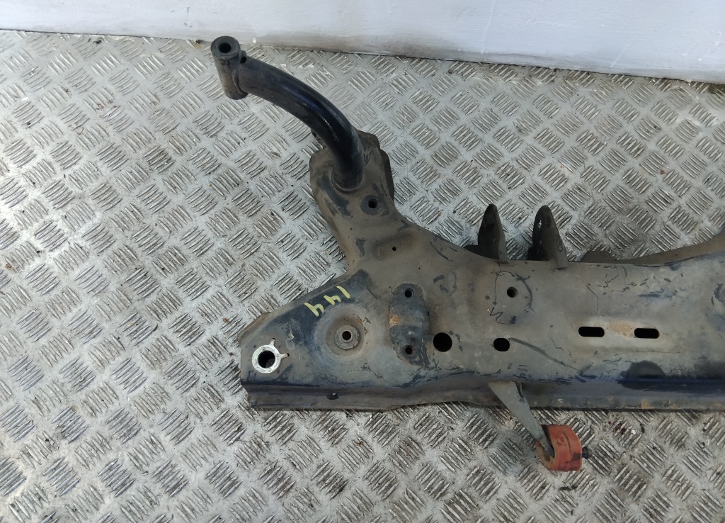 Балка подмоторная