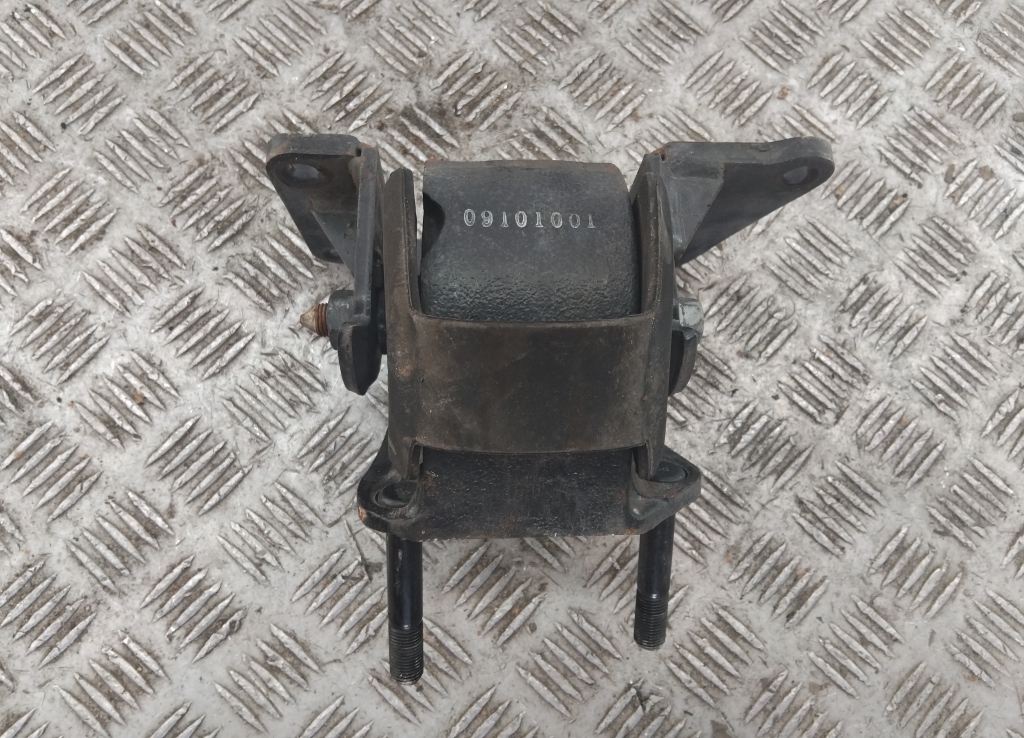 Опора двигателя левая