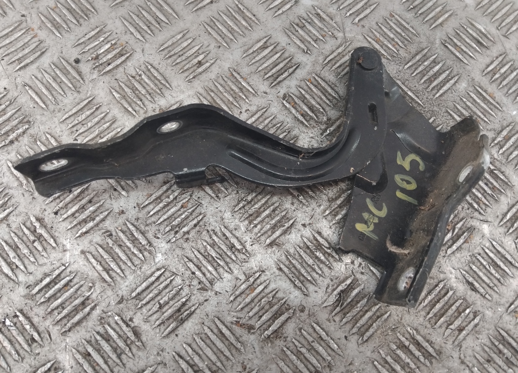 Петля капота правая