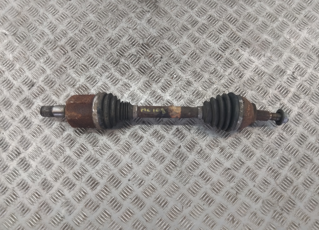 Полуось передняя левая