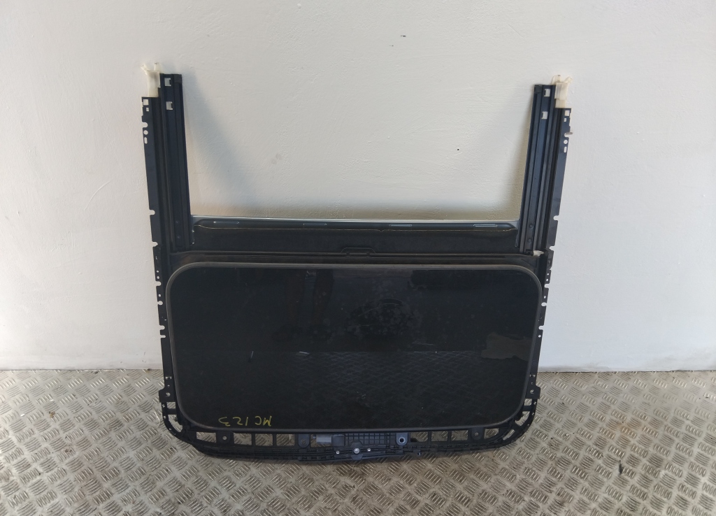 Люк в сборе электрический