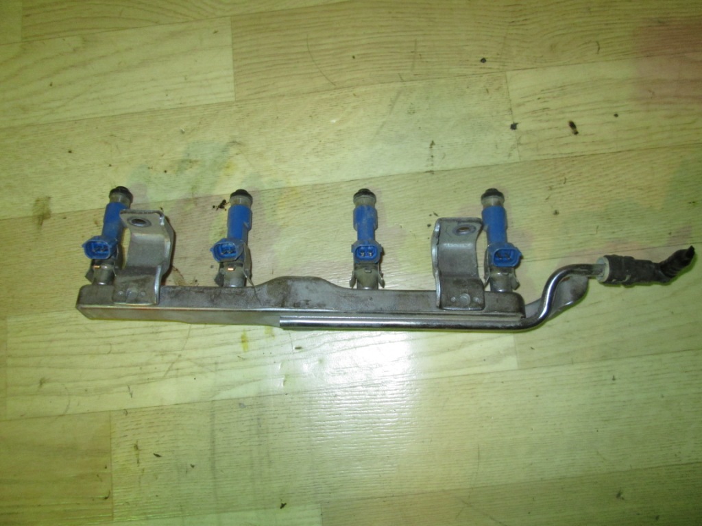 Рейка топливная (рампа)