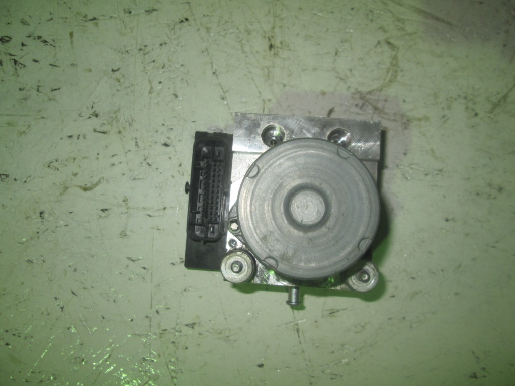 Блок ABS (насос)