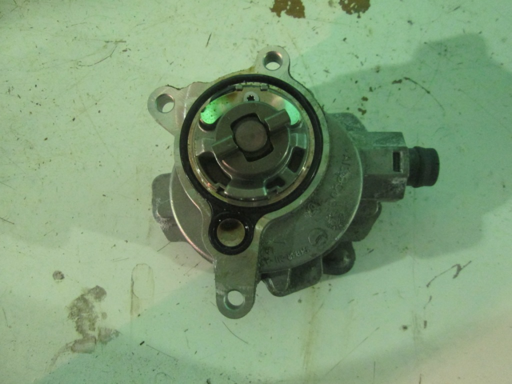 Насос вакуумный