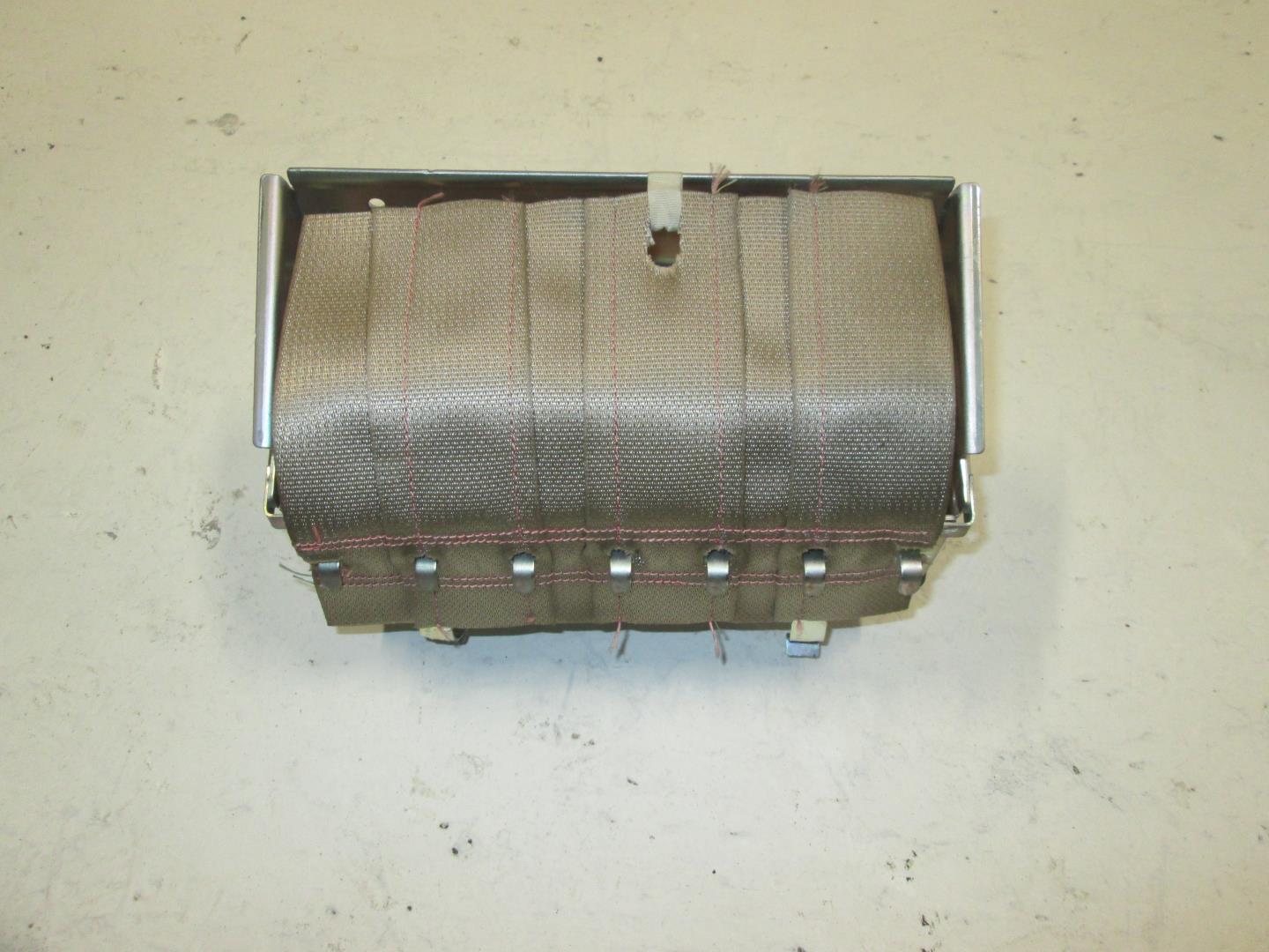 Подушка безопасности пассажирская (в торпедо)