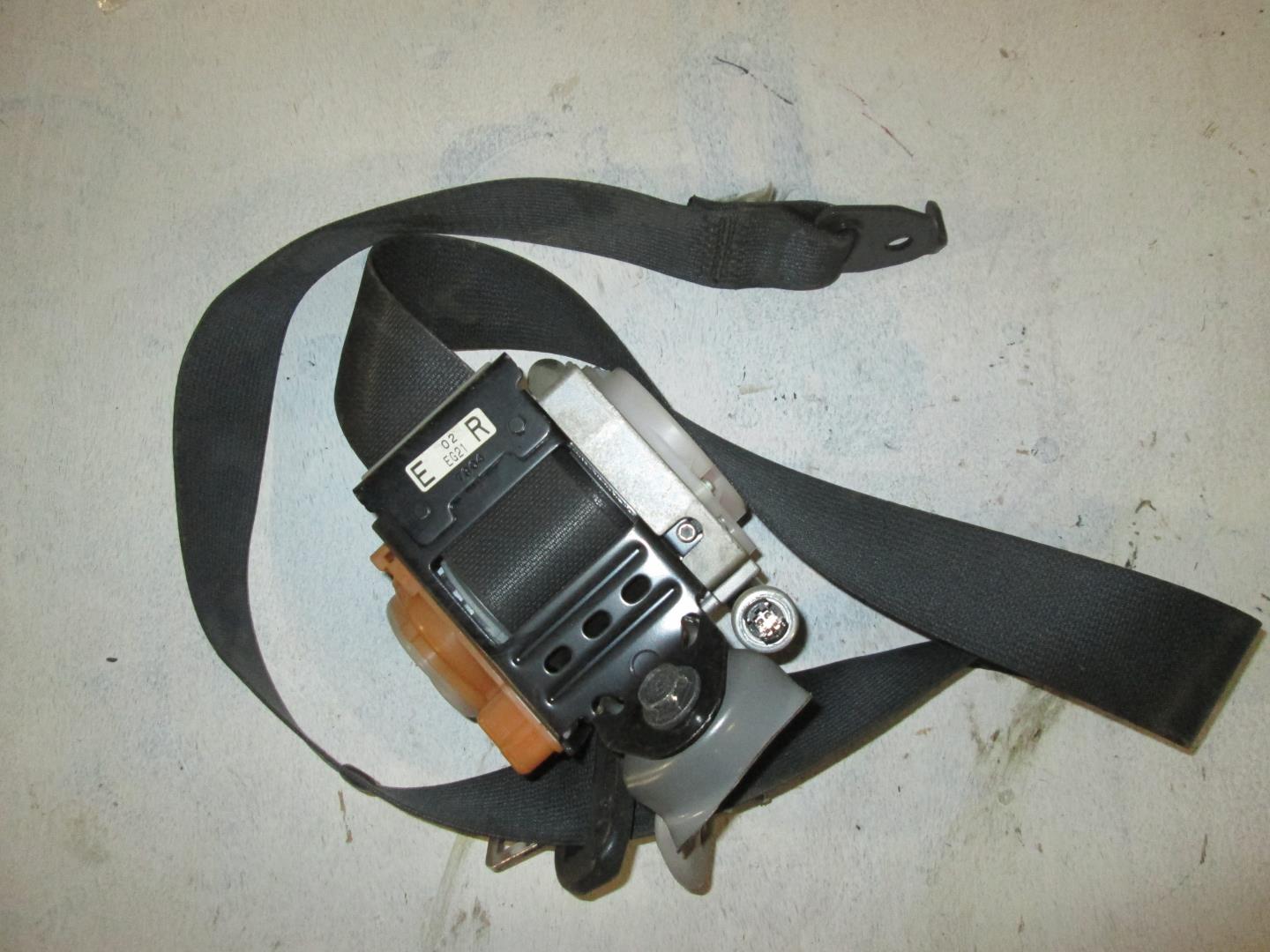 Ремень безопасности с пиропатроном