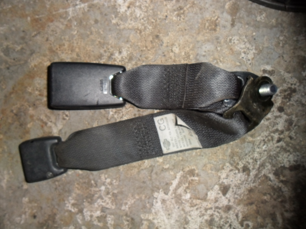 Ответная часть ремня безопасности