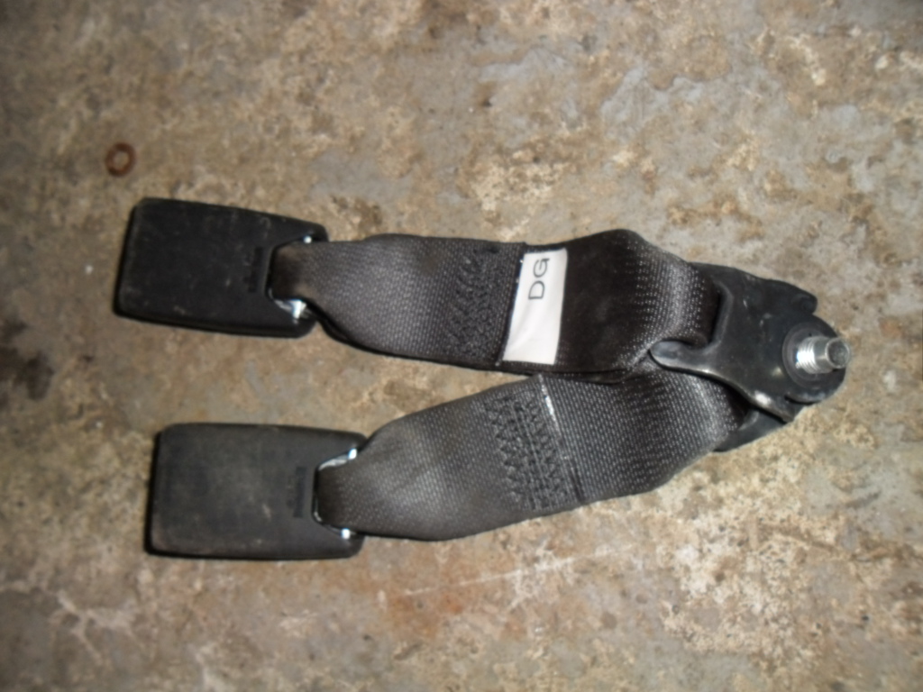 Ответная часть ремня безопасности