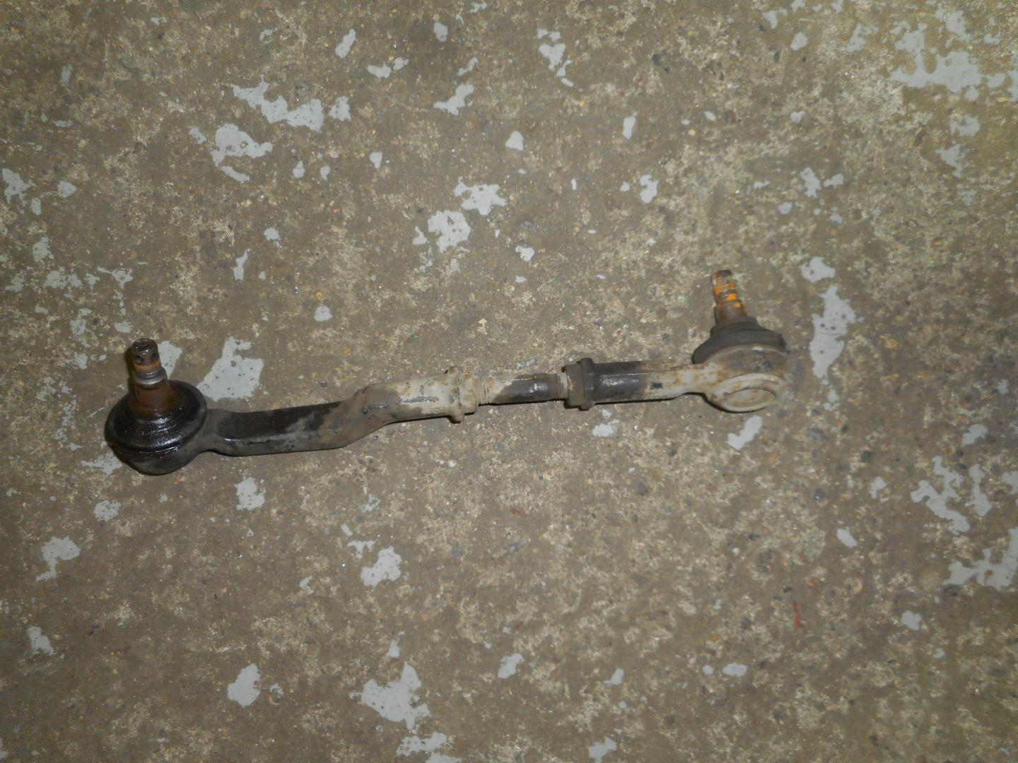 Тяга рулевая правая