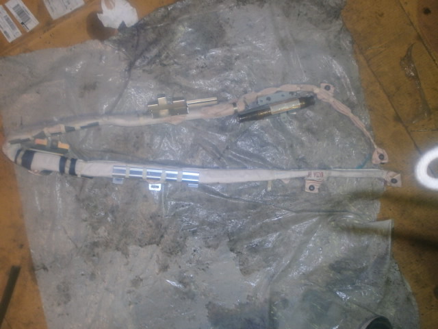 Подушка безопасности боковая (шторка)