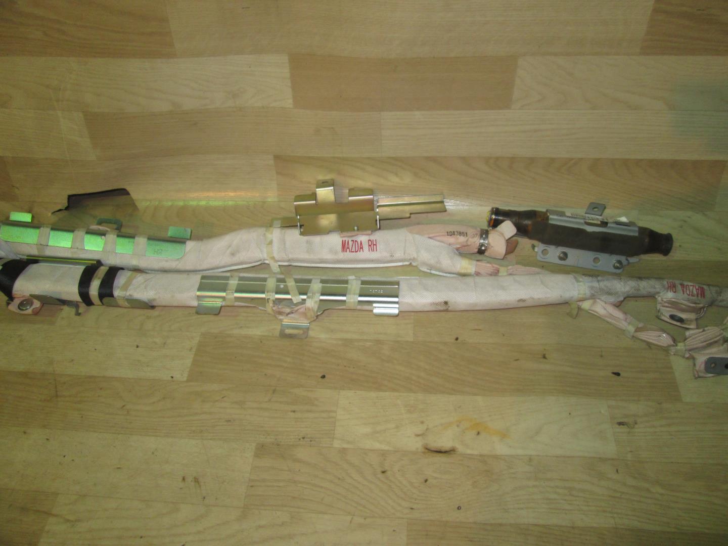 Подушка безопасности боковая (шторка)