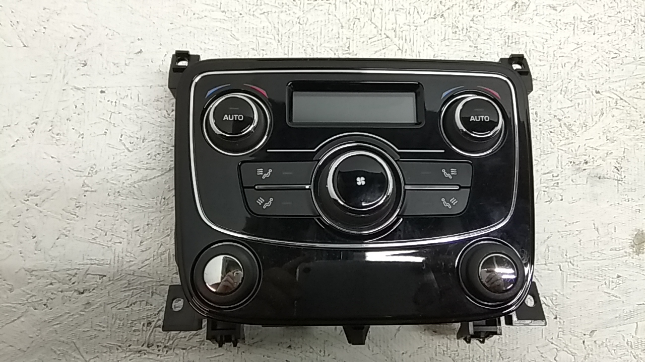 Блок управления климатической установкой