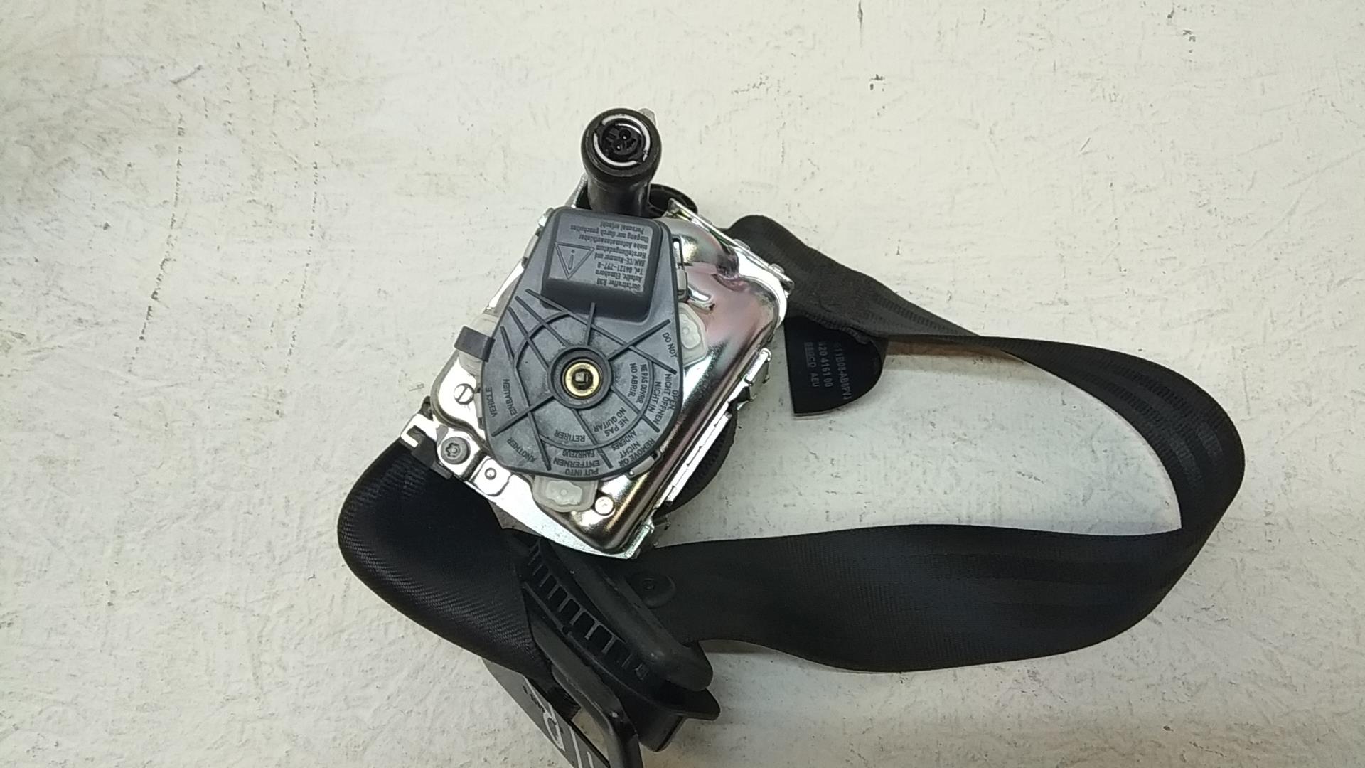 Ремень безопасности с пиропатроном