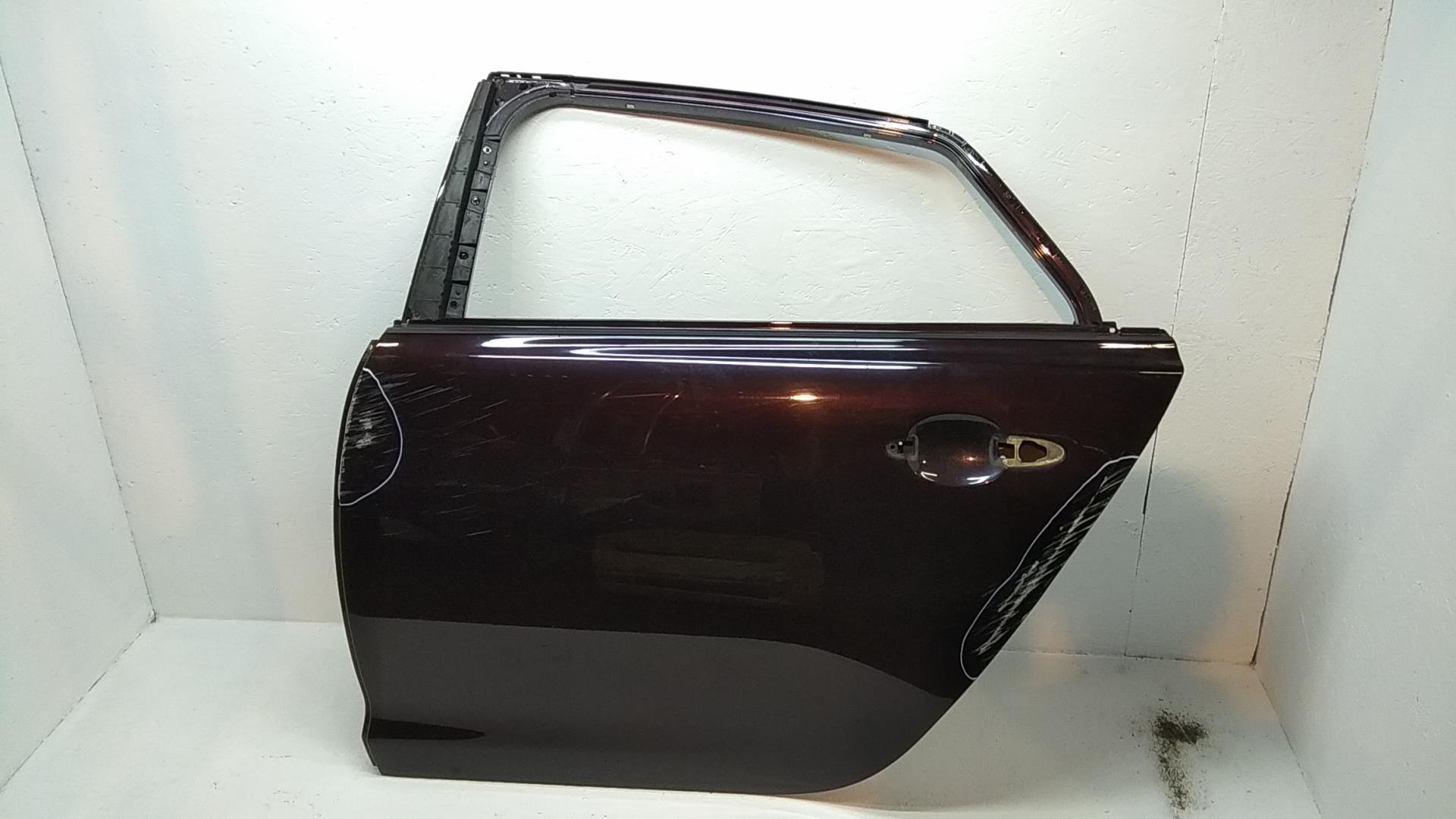 Дверь задняя левая