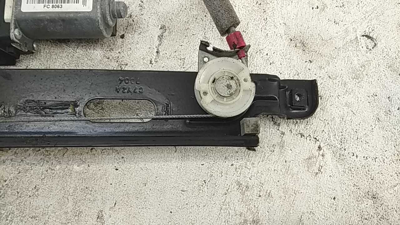 Стеклоподъемник электр. задний левый