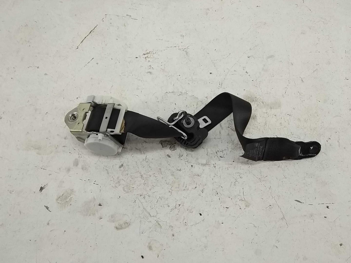 Ремень безопасности